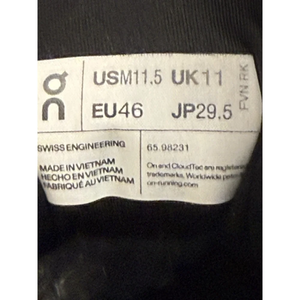 Men On Cloudgo Running Shoes Black/Purple Size 11.5